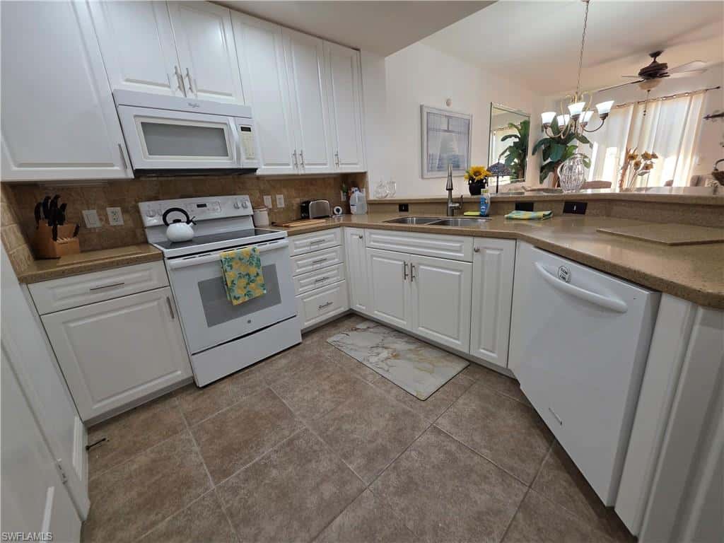 5706 Cape Harbour Dr #211, Cape Coral, photo 11