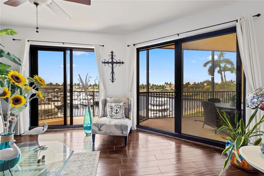 5706 Cape Harbour Dr #211, Cape Coral, photo 4