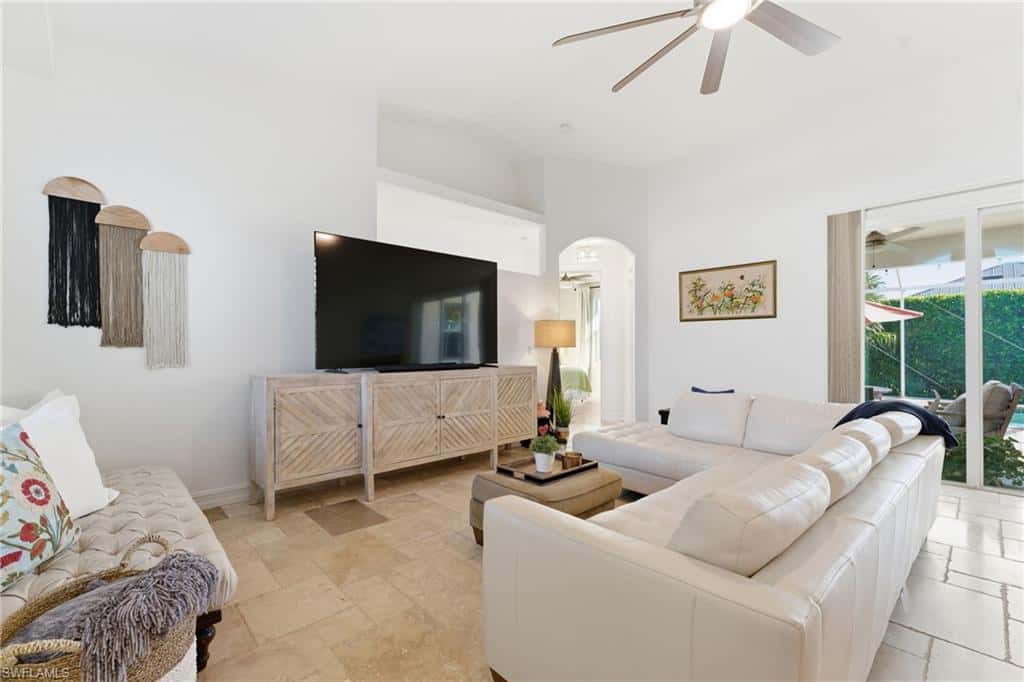3905 Agualinda Blvd, Cape Coral, photo 6
