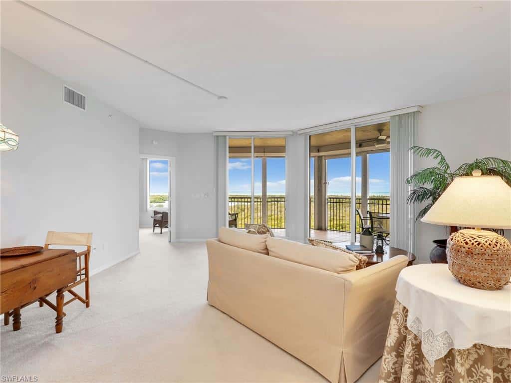 1001 Arbor Lake Dr #707, Naples, photo 6