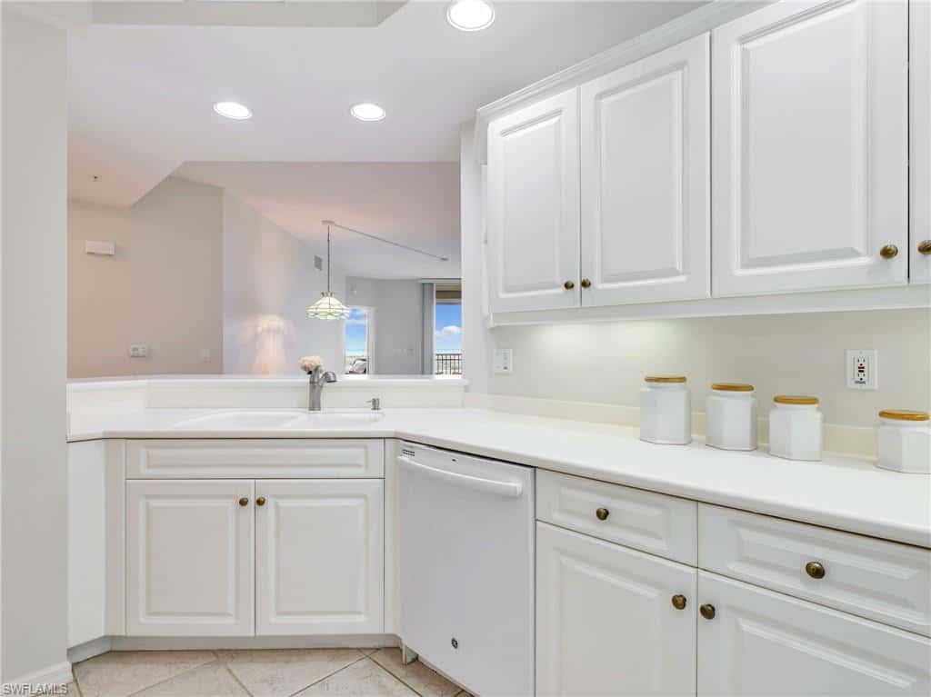 1001 Arbor Lake Dr #707, Naples, photo 15