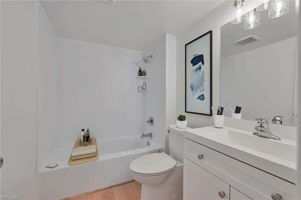 72 7th St #108, Naples, photo 6