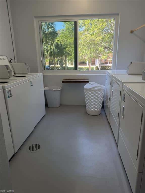 72 7th St #108, Naples, photo 15