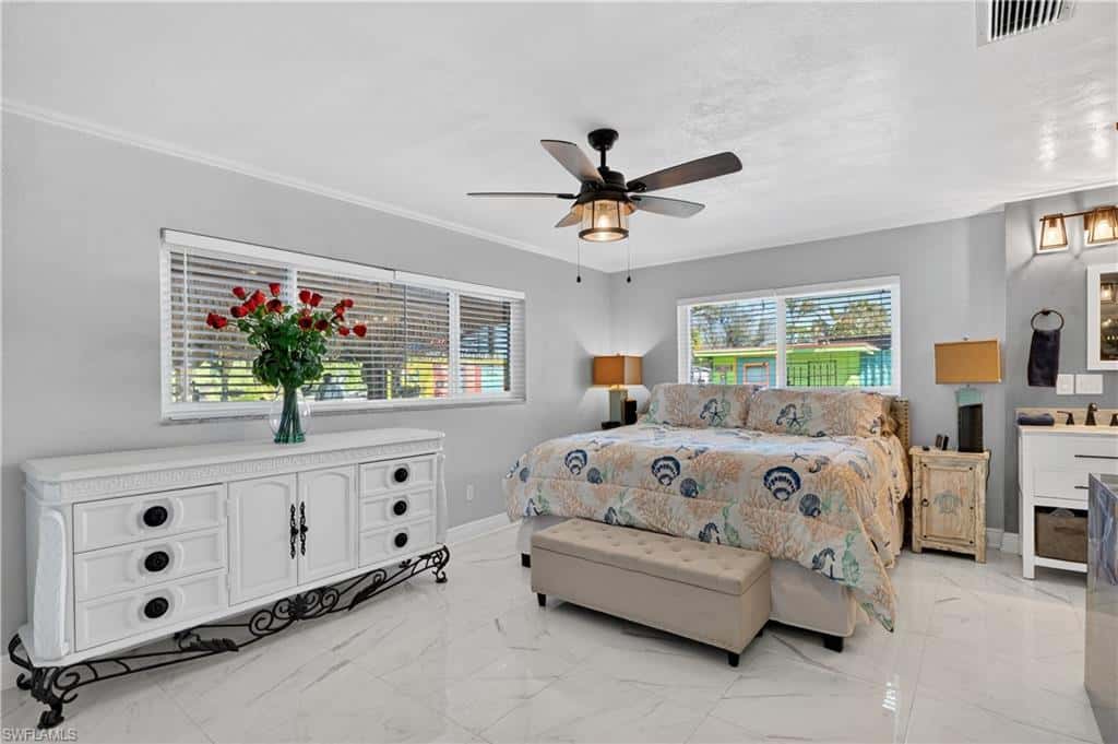 1324 Thompson St, North Fort Myers, photo 22