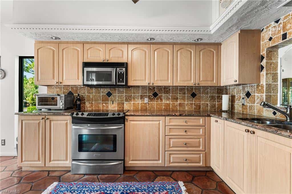 15470 Cedarwood Ln #201, Naples, photo 18