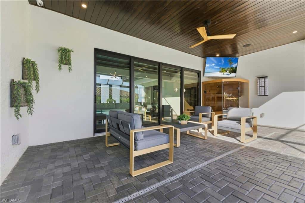 2402 Everest Pkwy, Cape Coral, photo 39