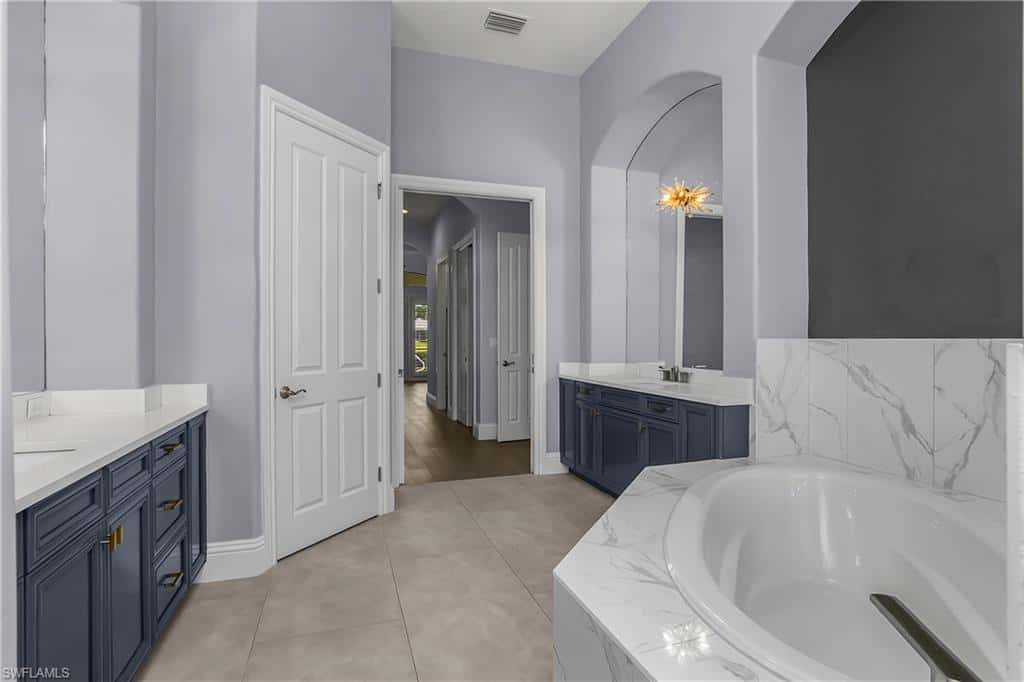 7420 Byrons Way, Naples, photo 30