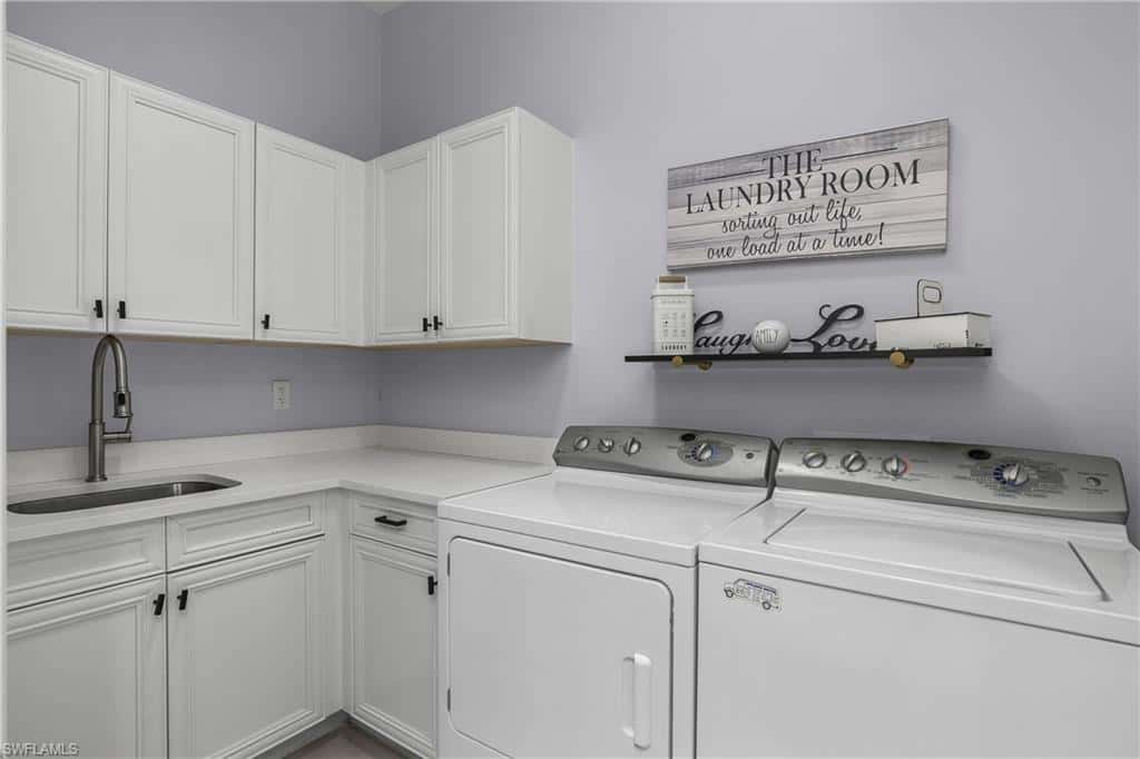 7420 Byrons Way, Naples, photo 40