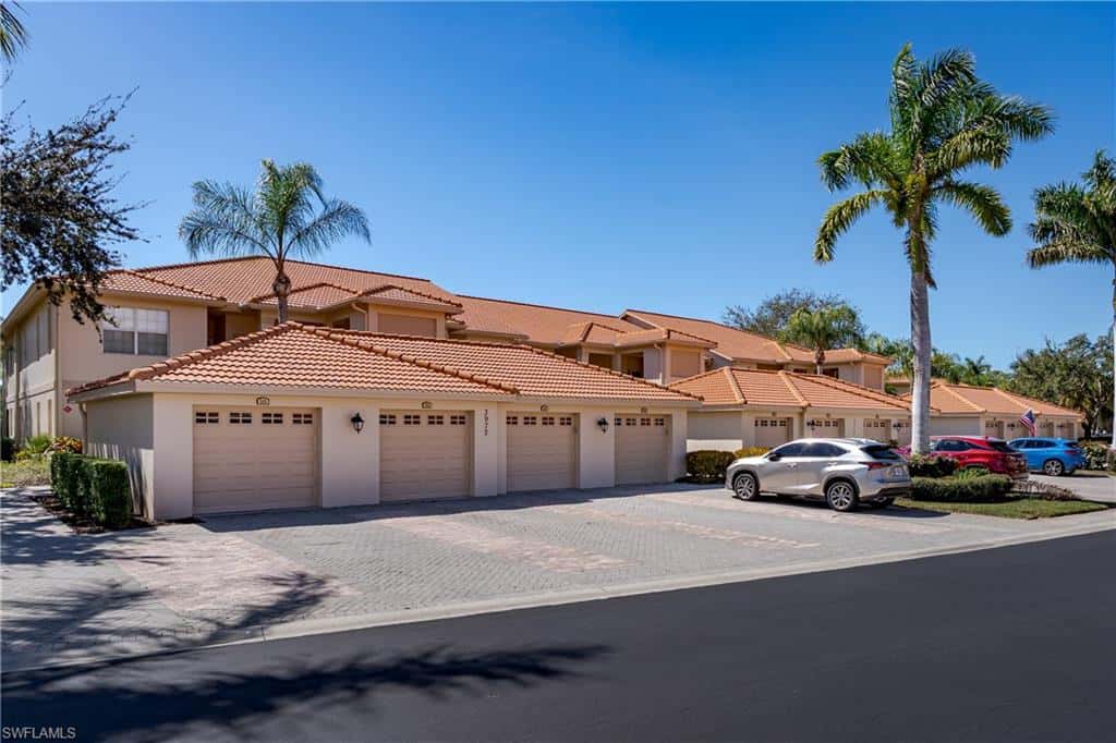 3972 Bishopwood Ct #2-203, Naples, photo 20