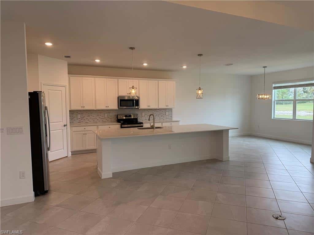20821 Copperhead Dr, Lehigh Acres, photo 17
