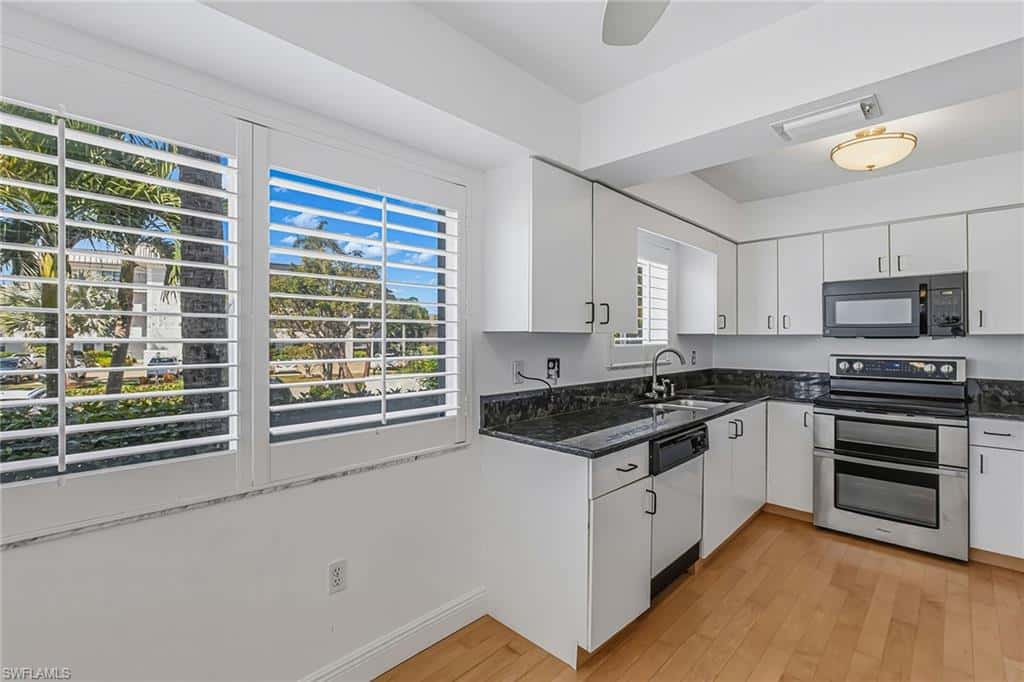 919 Huron Ct #101, Marco Island, photo 5