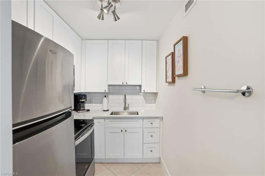 1295 Gulf Shore Blvd #134, Naples, photo 12