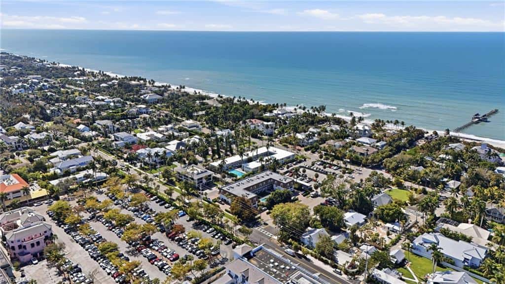 1295 Gulf Shore Blvd #134, Naples, photo 36