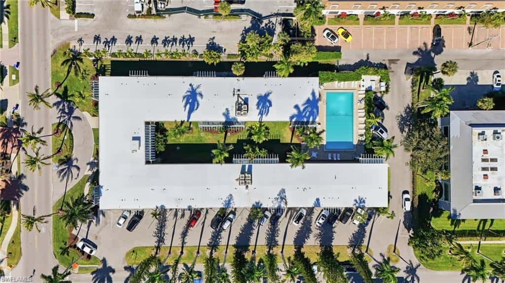 1295 Gulf Shore Blvd #134, Naples, photo 24