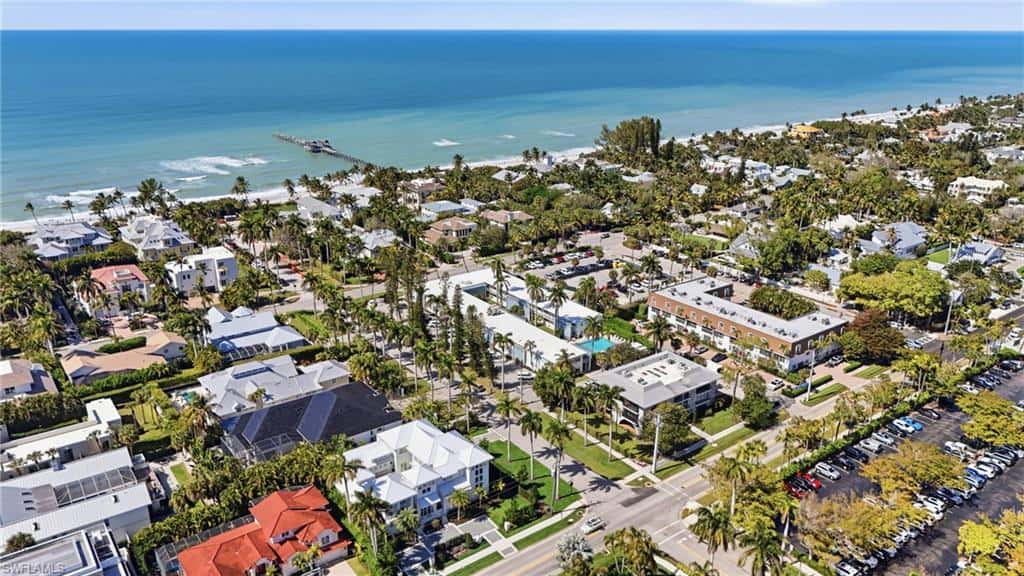 1295 Gulf Shore Blvd #134, Naples, photo 35