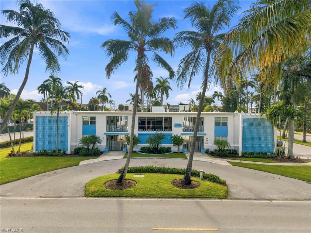 1295 Gulf Shore Blvd #134, Naples, photo 4