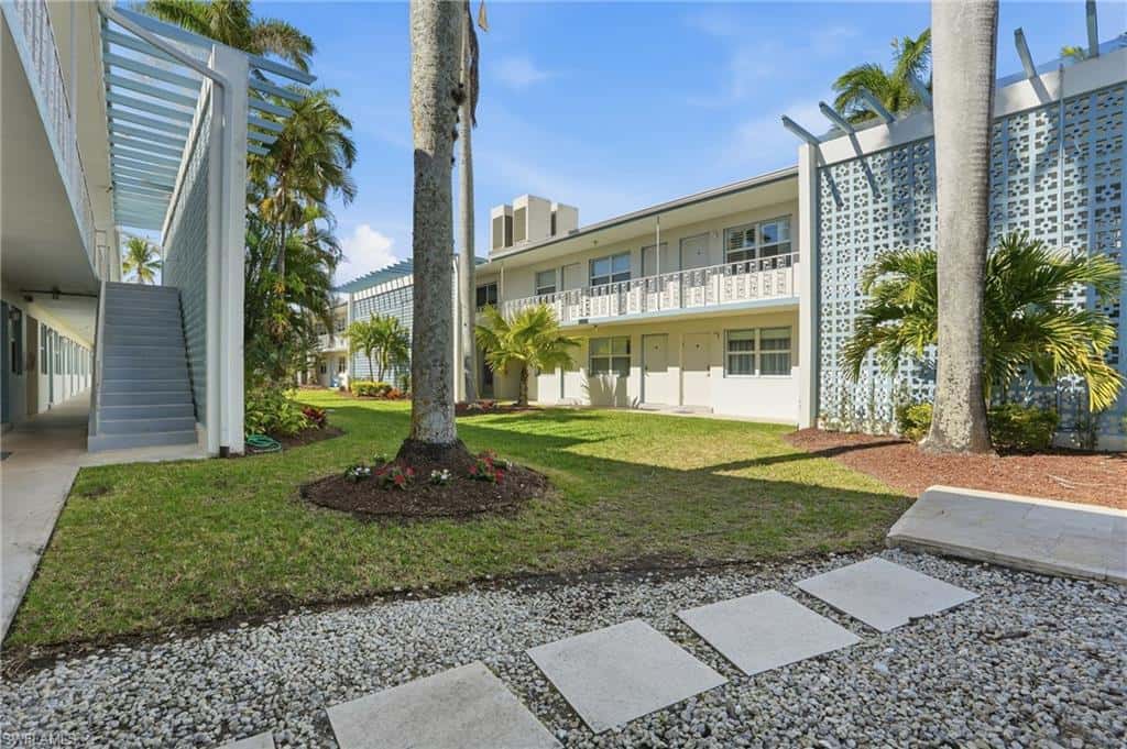 1295 Gulf Shore Blvd #134, Naples, photo 21