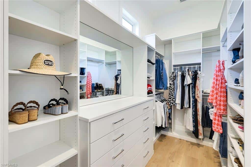 730 Harbour Dr, Naples, photo 22