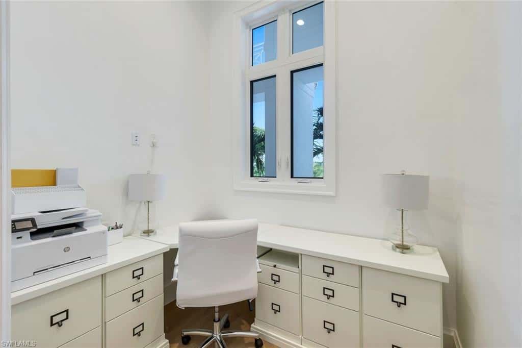730 Harbour Dr, Naples, photo 34