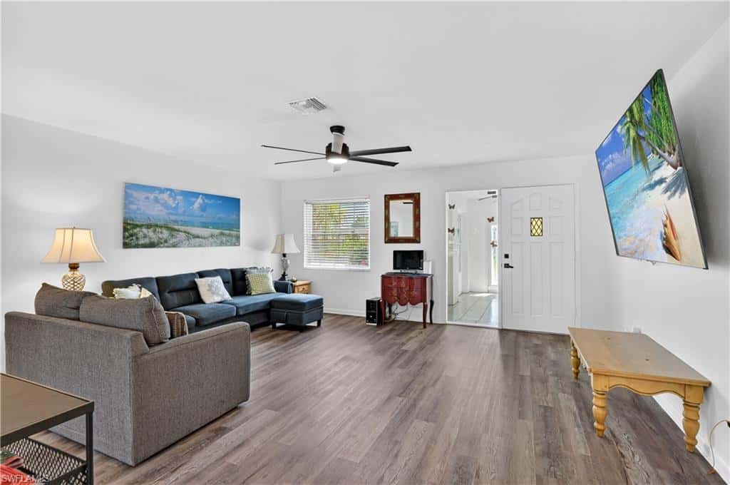 1305 29th Ter, Cape Coral, photo 8