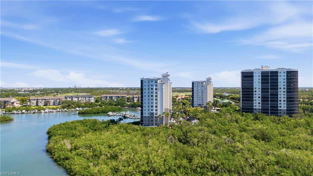 425 Cove Tower Dr #703, Naples, photo 43