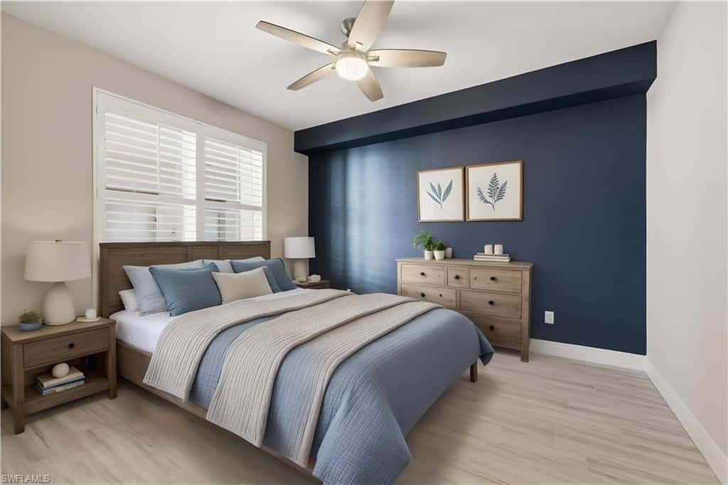 425 Cove Tower Dr #703, Naples, photo 32