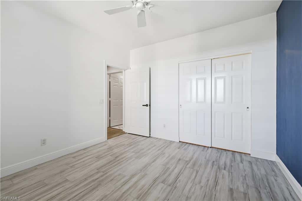 425 Cove Tower Dr #703, Naples, photo 30