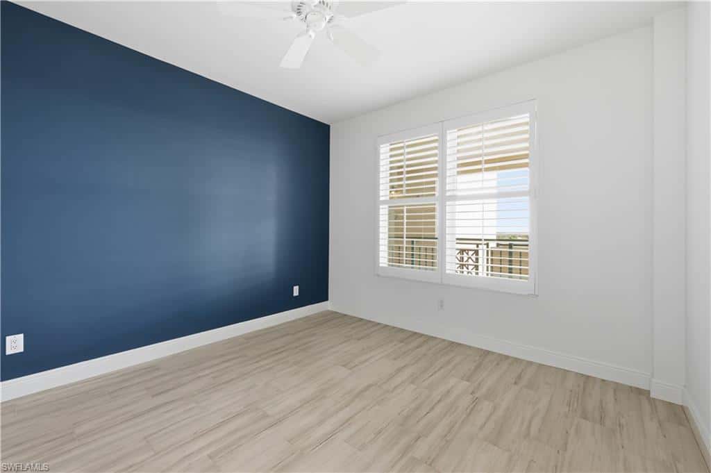 425 Cove Tower Dr #703, Naples, photo 33