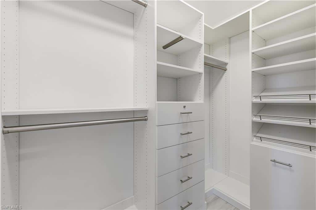 425 Cove Tower Dr #703, Naples, photo 18