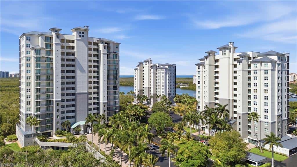 425 Cove Tower Dr #703, Naples, photo 44