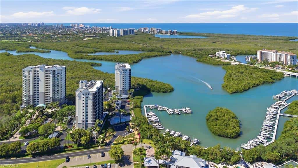 425 Cove Tower Dr #703, Naples, photo 40