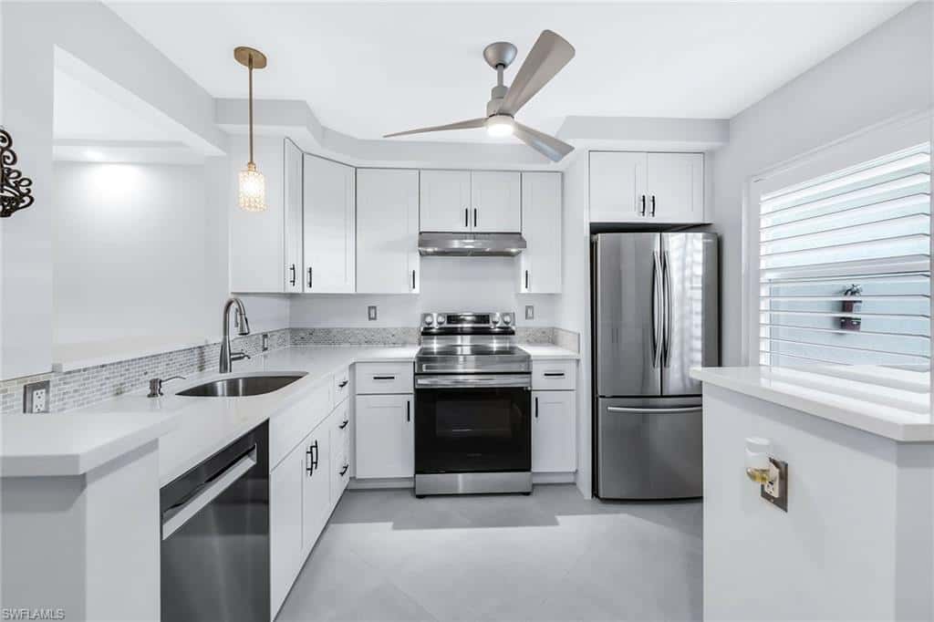 3055 Riviera Dr #102, Naples, photo 6