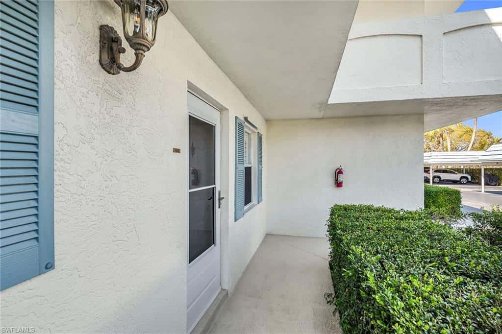 3055 Riviera Dr #102, Naples, photo 28