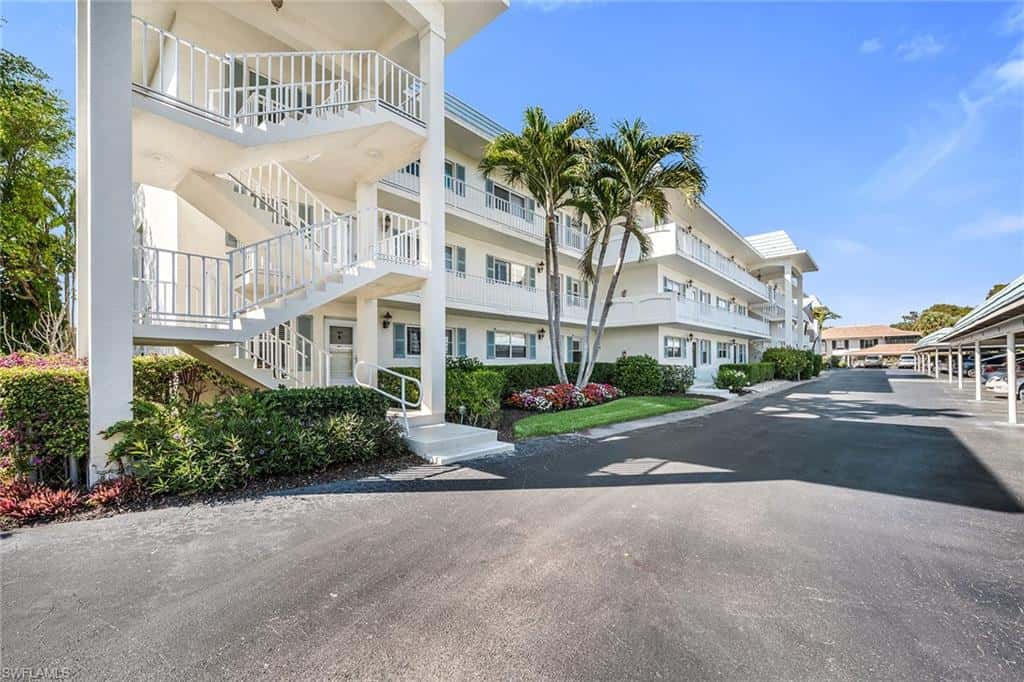 3055 Riviera Dr #102, Naples, photo 30