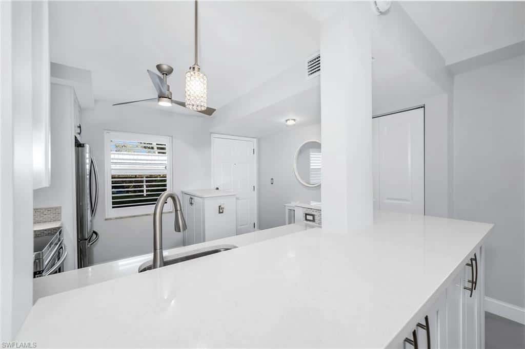 3055 Riviera Dr #102, Naples, photo 8