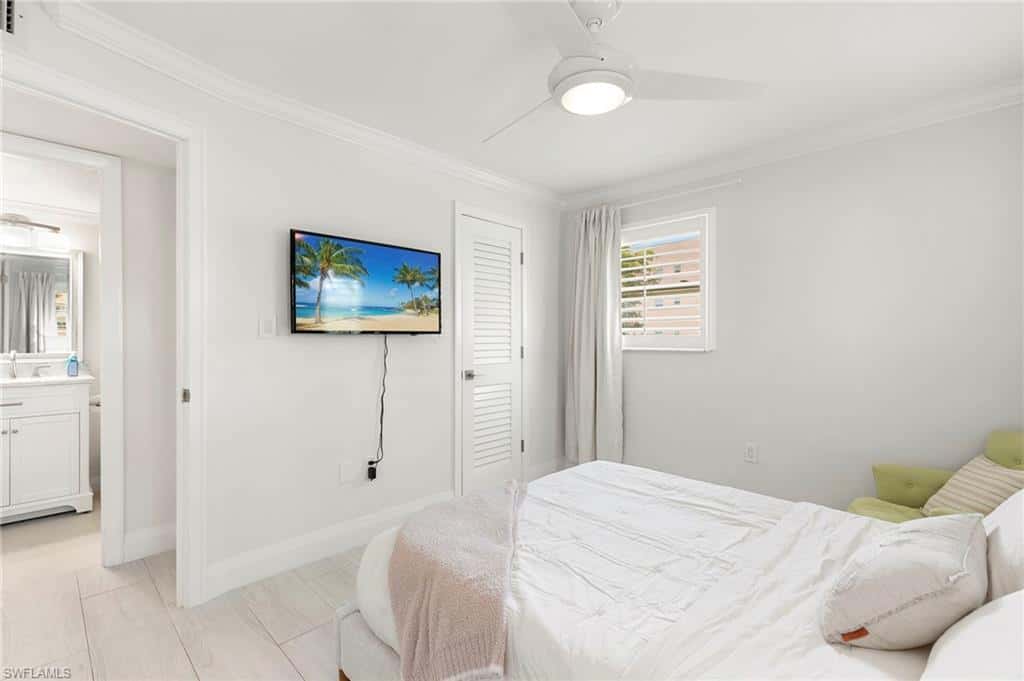 300 Forest Lakes Blvd #112, Naples, photo 17