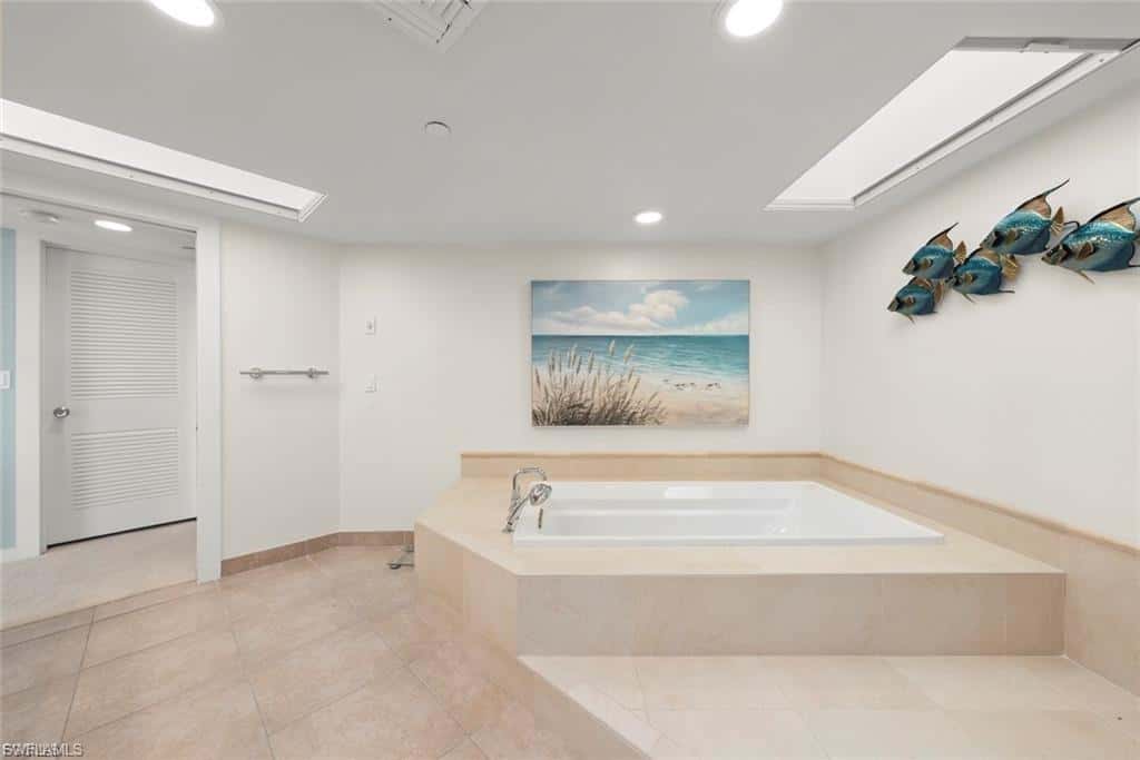 1602 Lands End Village, Captiva, photo 26