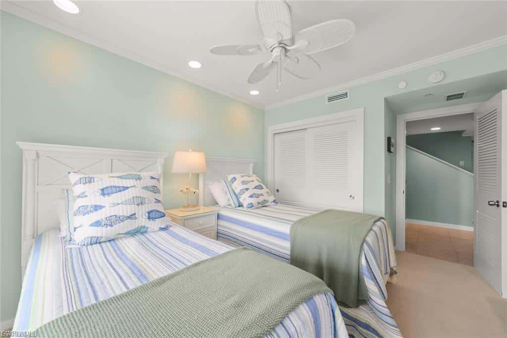 1602 Lands End Village, Captiva, photo 32