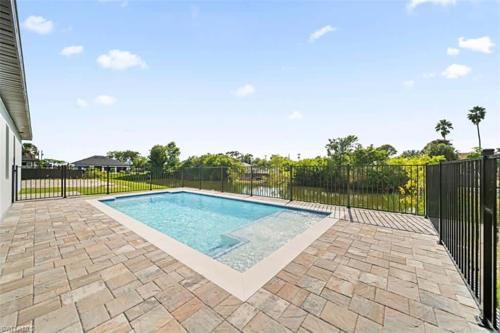 502 5th Pl, Cape Coral, photo 38