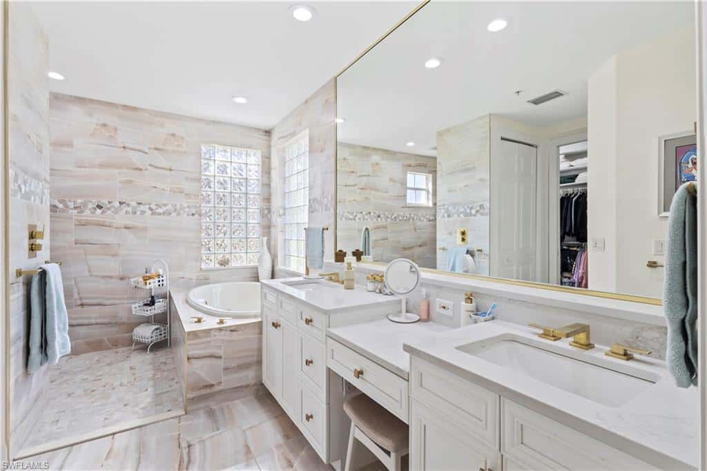 2834 Tiburon Blvd #101, Naples, photo 11