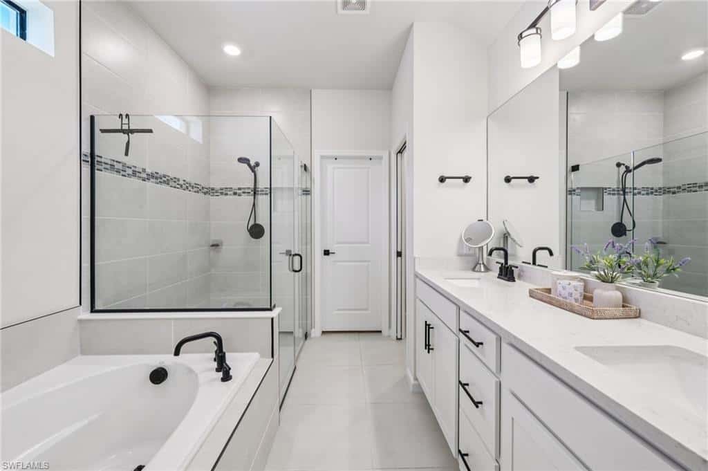 10395 Ventana Ln, Naples, photo 24