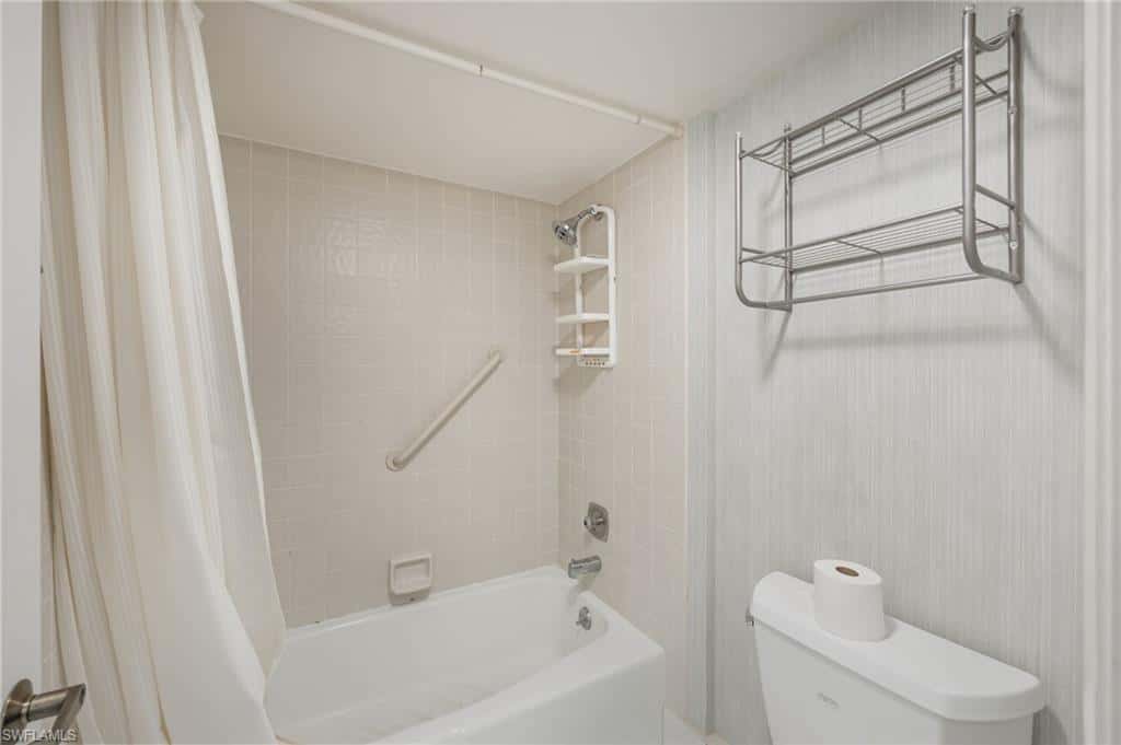 517 Lake Louise Cir #201, Naples, photo 16