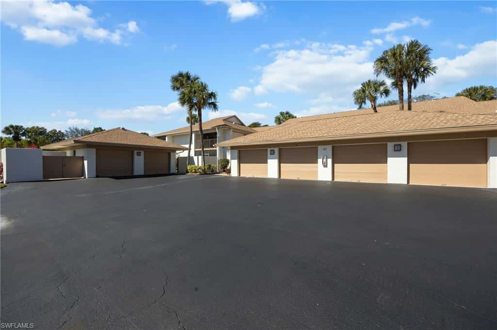 517 Lake Louise Cir #201, Naples, photo 24