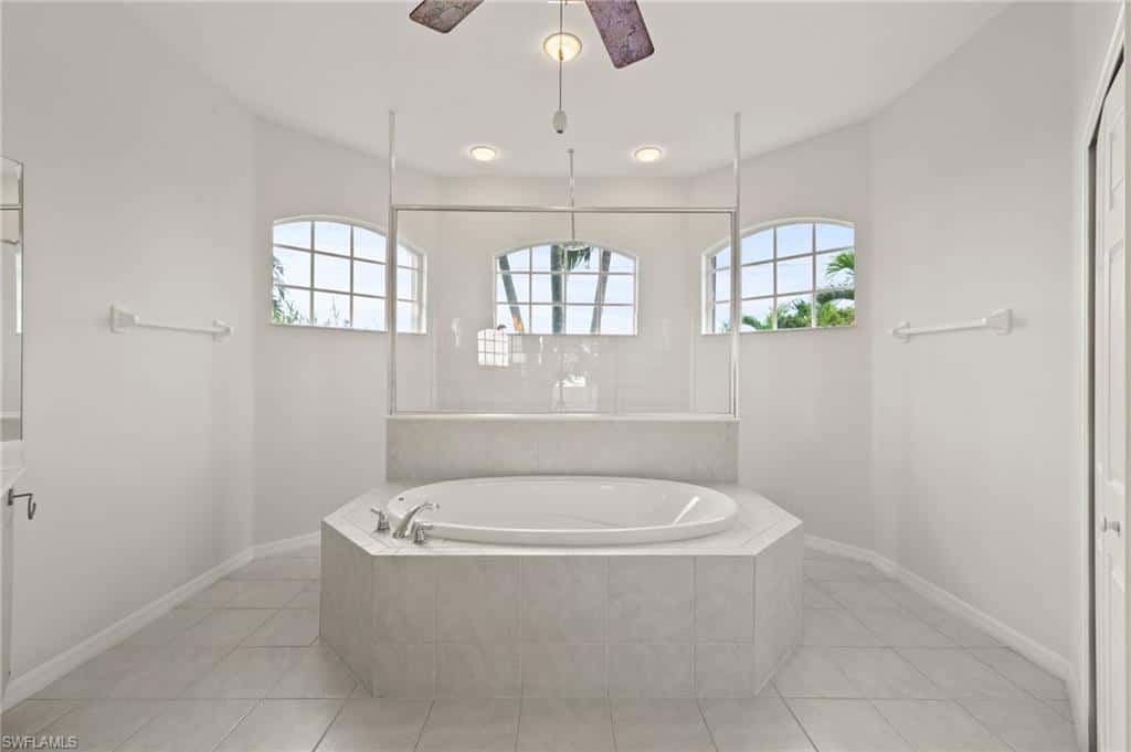 2727 45th Pl, Cape Coral, photo 10