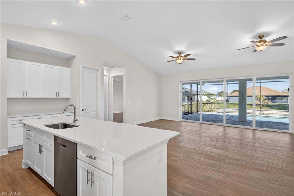 615 26th Ter, Cape Coral, photo 13