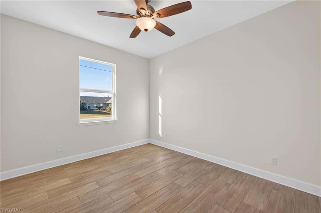615 26th Ter, Cape Coral, photo 22