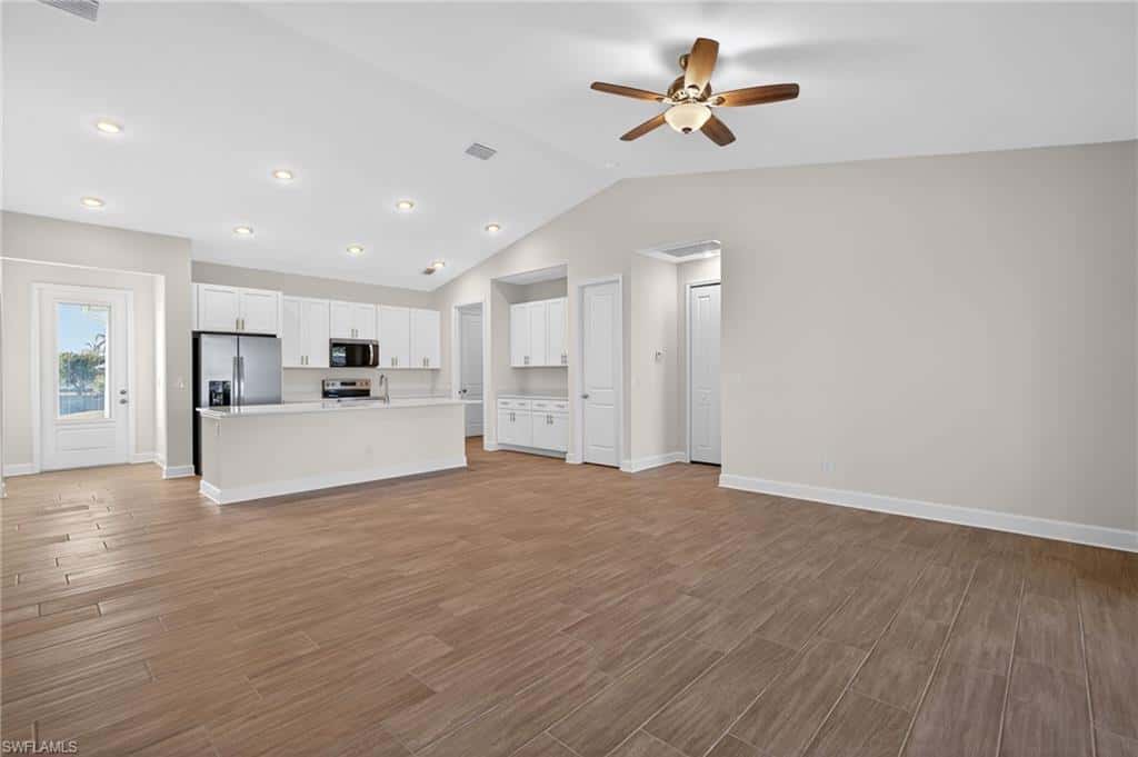 615 26th Ter, Cape Coral, photo 10