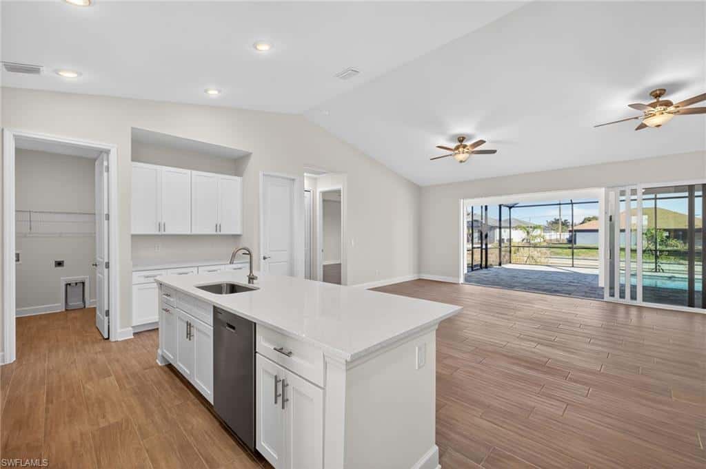 615 26th Ter, Cape Coral, photo 15