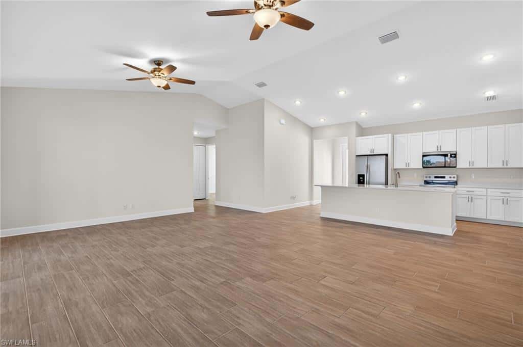 615 26th Ter, Cape Coral, photo 11