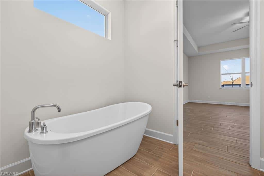615 26th Ter, Cape Coral, photo 29